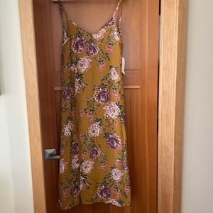 Flynn sky long floral dress NWT